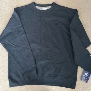 Champion Men’s Crewneck in Navy Heather NWT